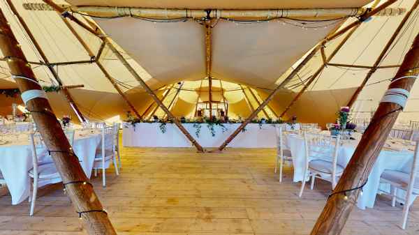 The Meadow Tipi Virtual Tour